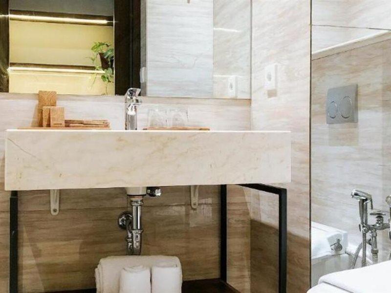 Pulang Ke Uttara Hotel Kejayan Ngoại thất bức ảnh