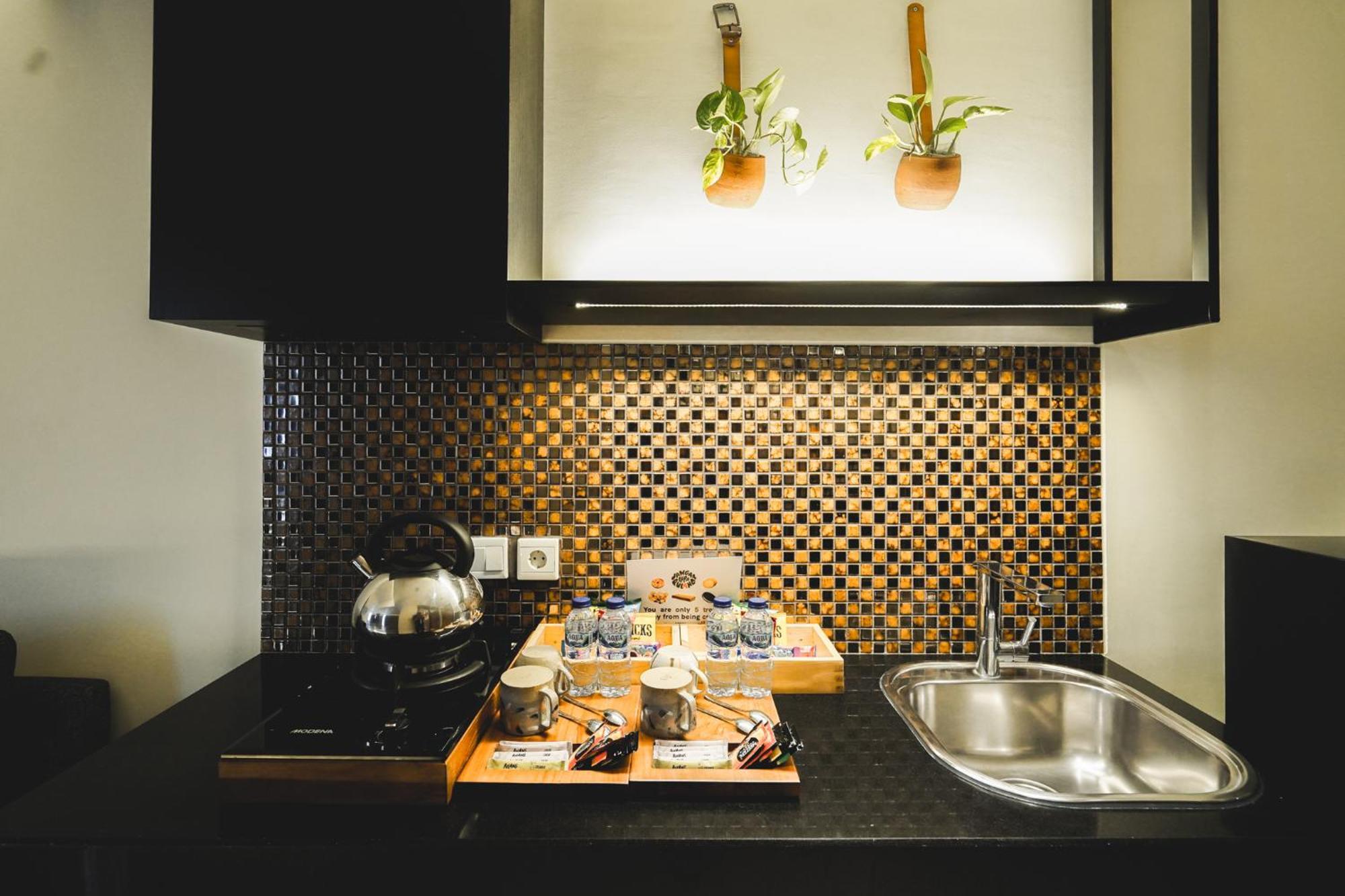 Pulang Ke Uttara Hotel Kejayan Ngoại thất bức ảnh