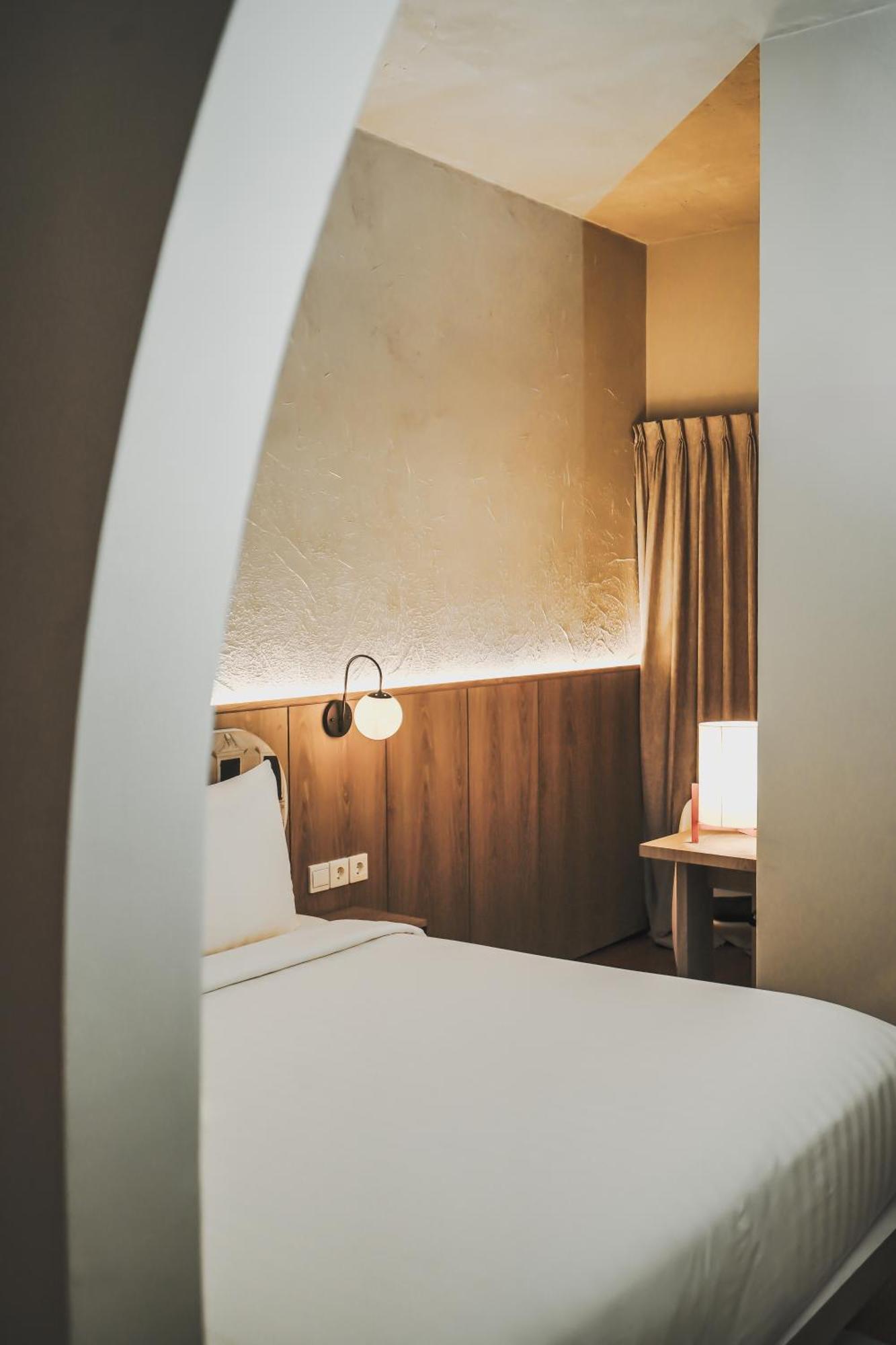 Pulang Ke Uttara Hotel Kejayan Ngoại thất bức ảnh